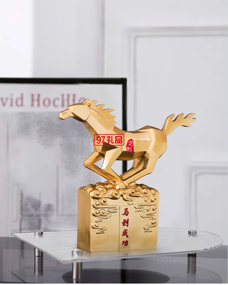 馬到成功樹脂工藝品擺件創意家居